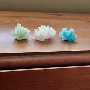 Small Crystals (Yelllow Box Included!)